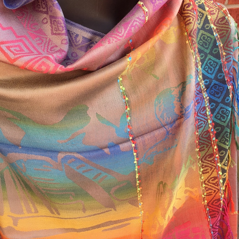 Beautiful shawl - Picture 6 of 8